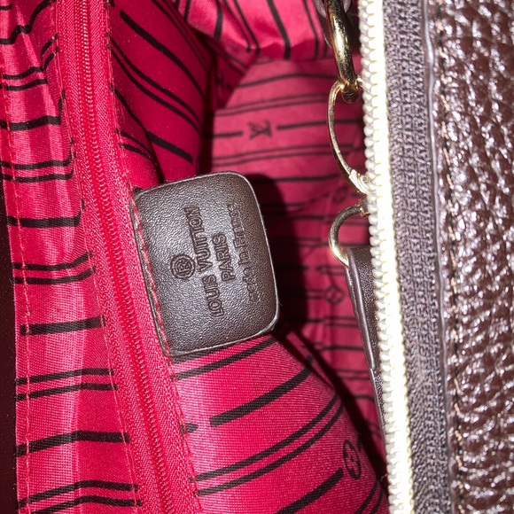 Handbag - Picture 6 of 6